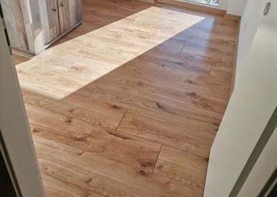 Neuer Vinylboden in Holzoptik