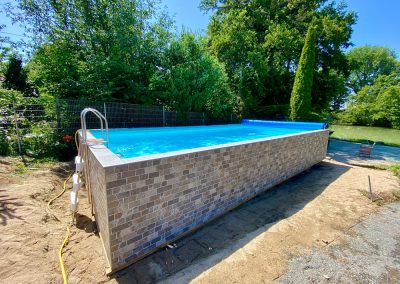 Hochbecken mit gemauerter Verkleidung