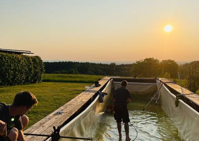 Poolaufbau mit tragender Stahlkonstruktion